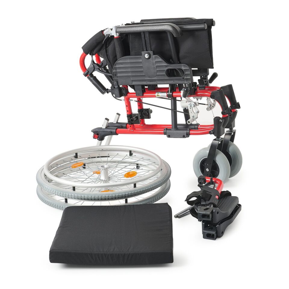 Comfort Plus DM-326 Hafif Alüminyum Özellikli Tekerlekli Sandalye