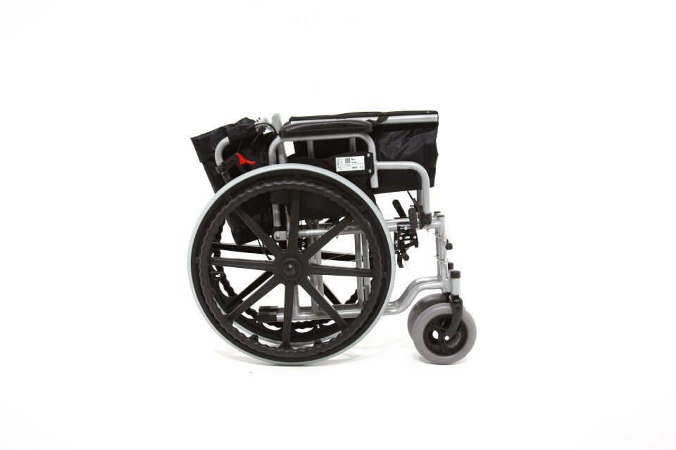 G106 Fonksiyonel Tekerlekli Sandalye