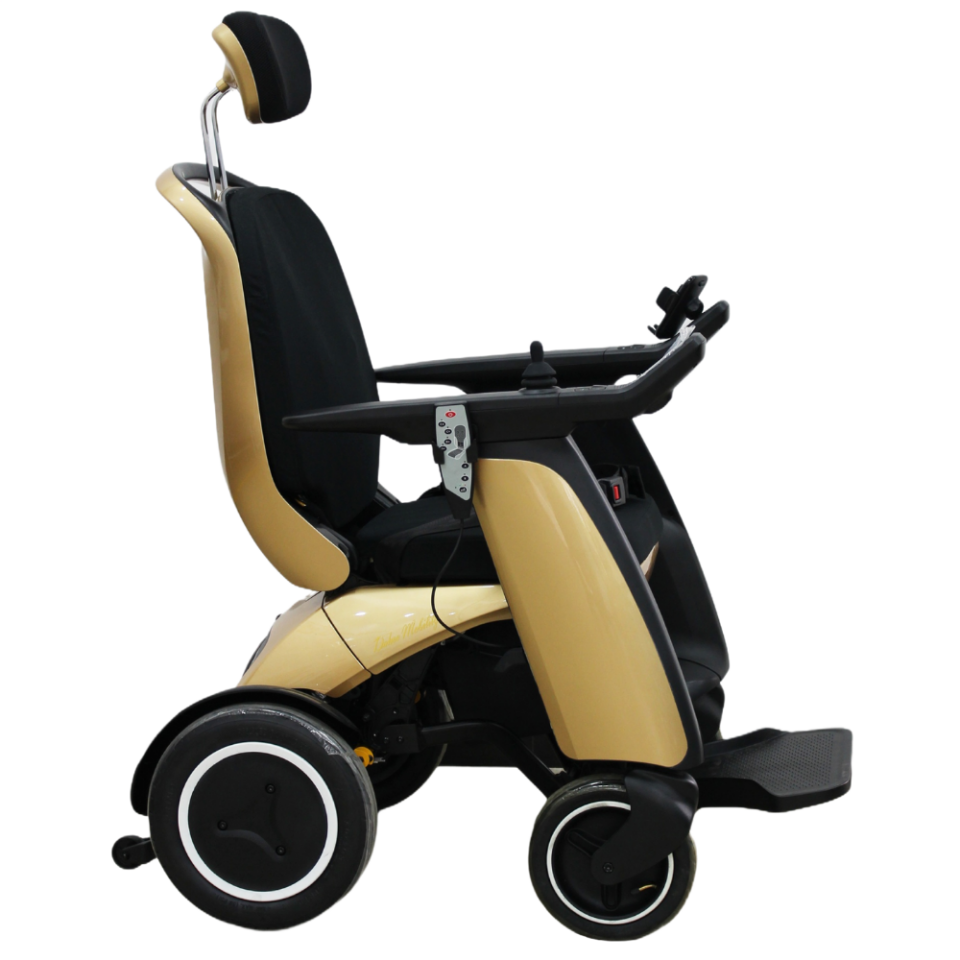 Poylin P911 Proluxe Masaj Koltuklu Akülü Tekerlekli Sandalye