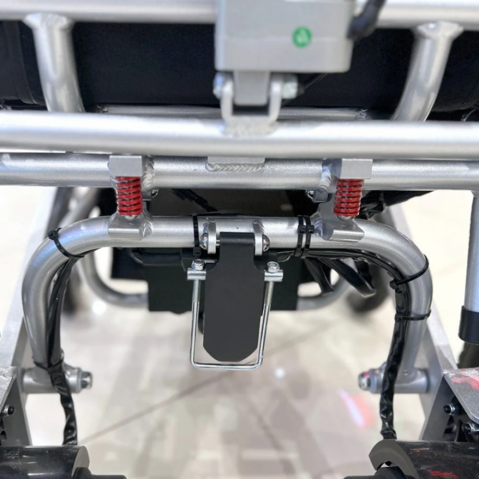 Poylin P206 Ultra Hafif Katlanabilir Akülü Sandalye (Uzaktan Kumandalı)