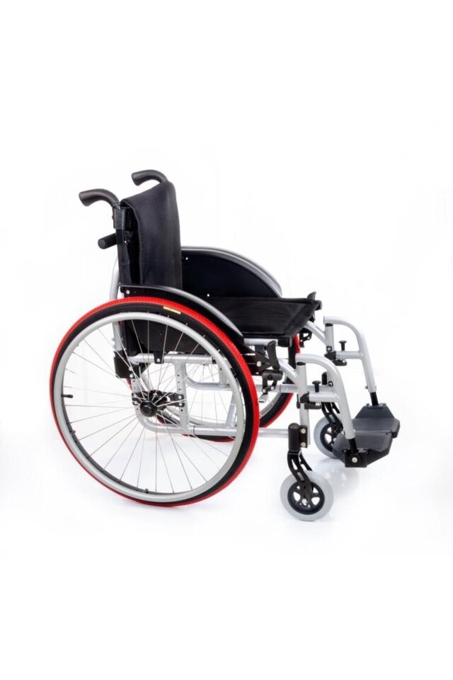 Comfort Plus DM-315 Active Hafif Manuel Alüminyum Tekerlekli Sandalye