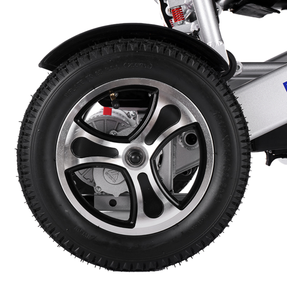 BC-EA8000 Akülü Tekerlekli Sandalye ( Uzaktan Kumandalı)