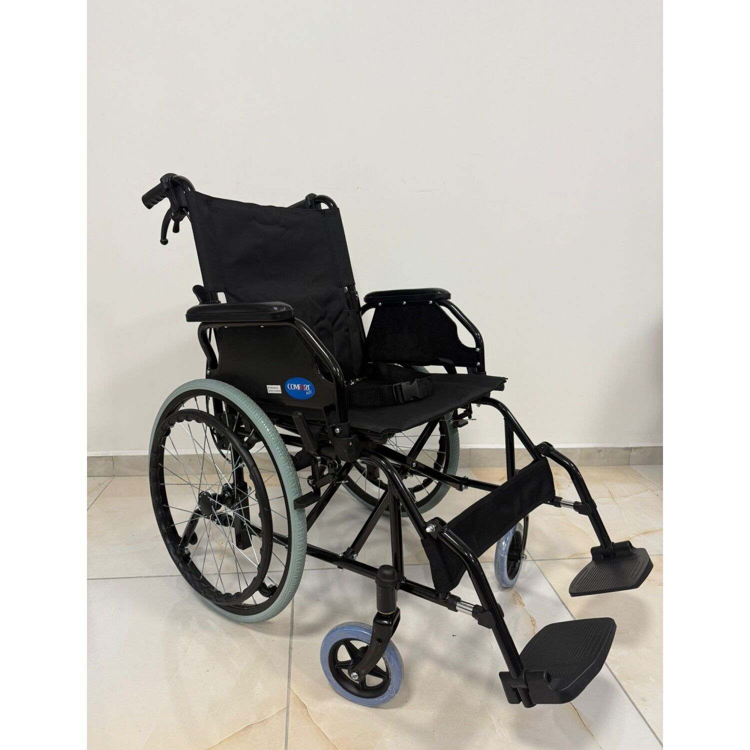 Comfort Plus DM-863-20 Özellikli Tekerlekli Sandalye