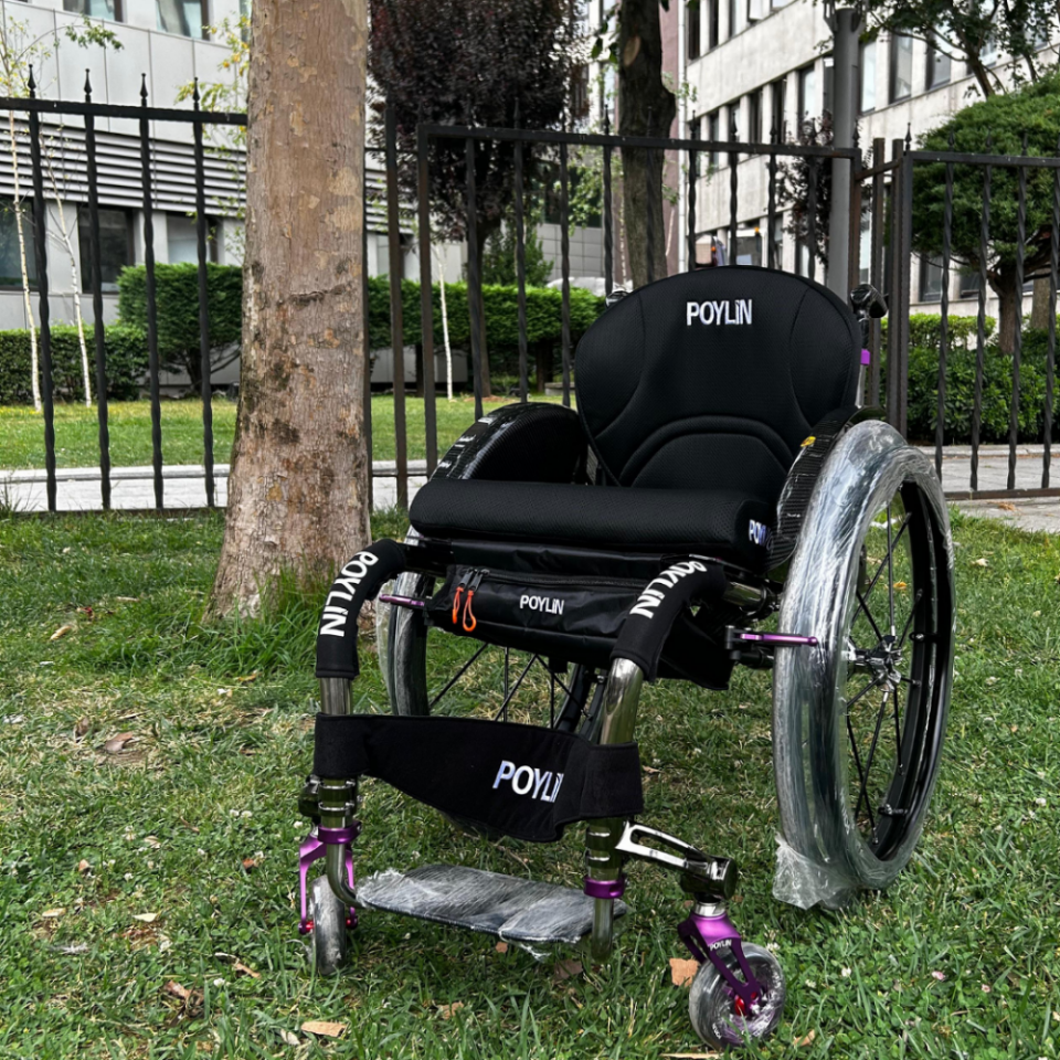 Poylin P153 Aktif Tekerlekli Sandalye (Titanyum)